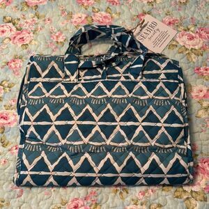 NEW Seabird Society Sunshine Daydream Travel Carry-All Turqoise Geo Trubal Print